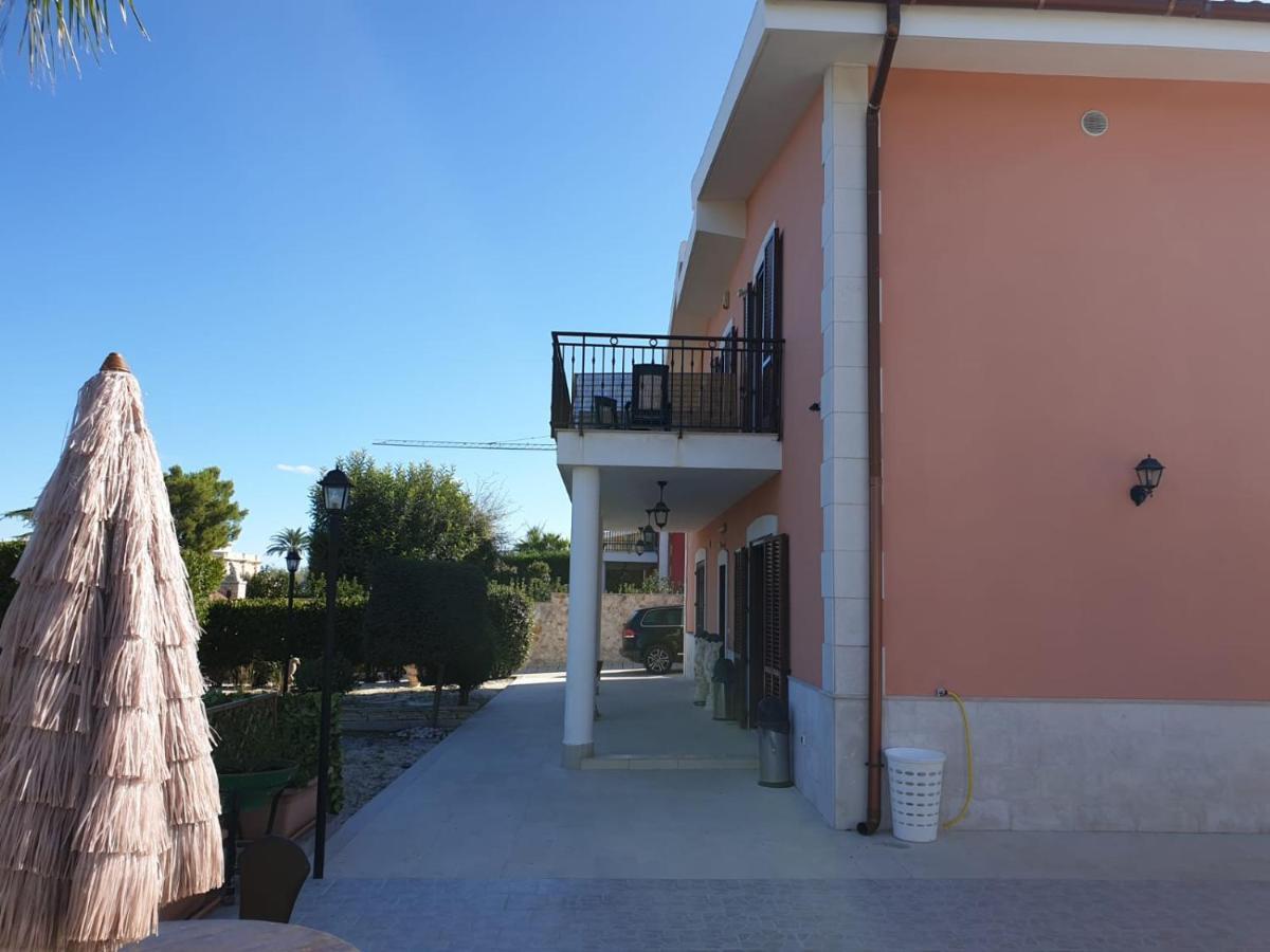 تراني Bed And Breakfast Villa Fatima المظهر الخارجي الصورة