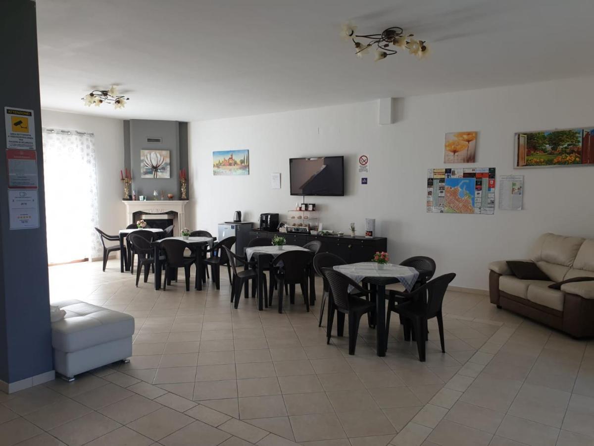 تراني Bed And Breakfast Villa Fatima المظهر الخارجي الصورة